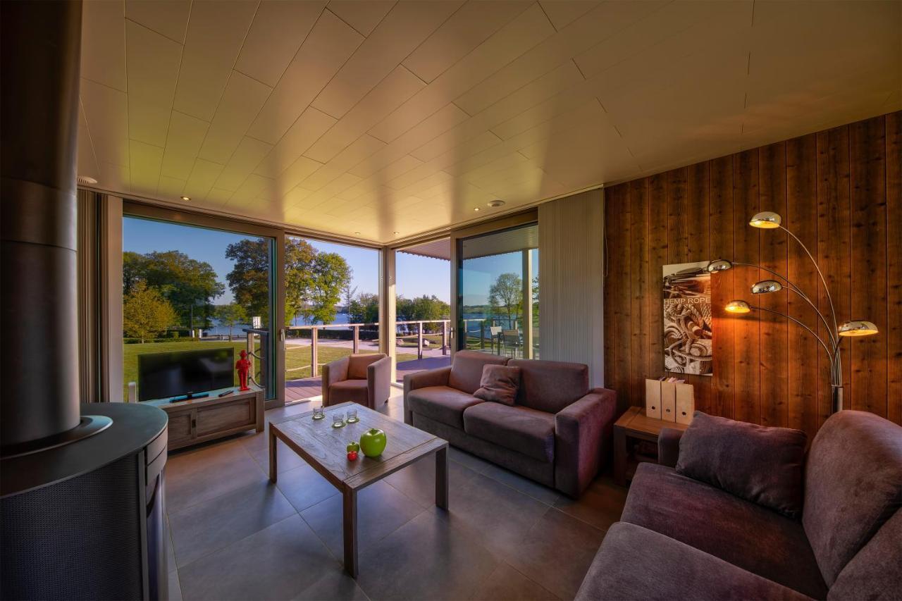 Golden Lakes Village Ardennes Boussu-lez-Walcourt ภายนอก รูปภาพ