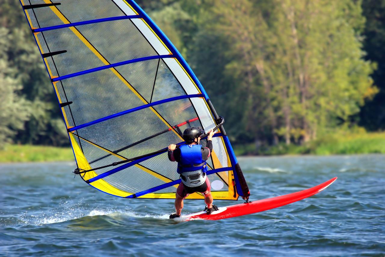 Golden Lakes Village Ardennes Boussu-lez-Walcourt ภายนอก รูปภาพ