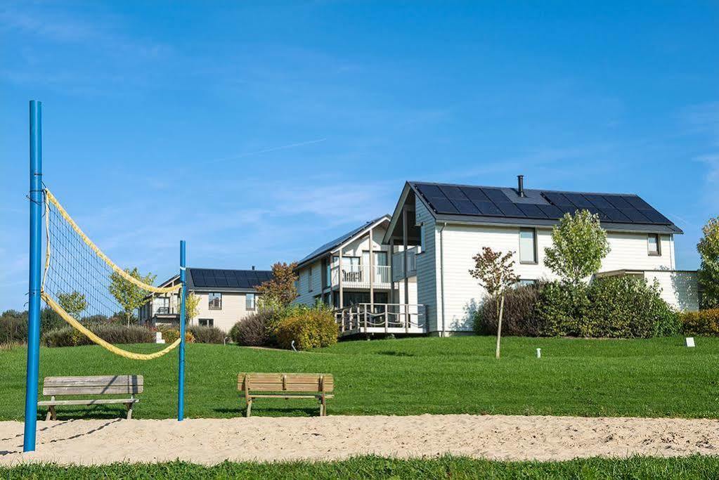 Golden Lakes Village Ardennes Boussu-lez-Walcourt ภายนอก รูปภาพ