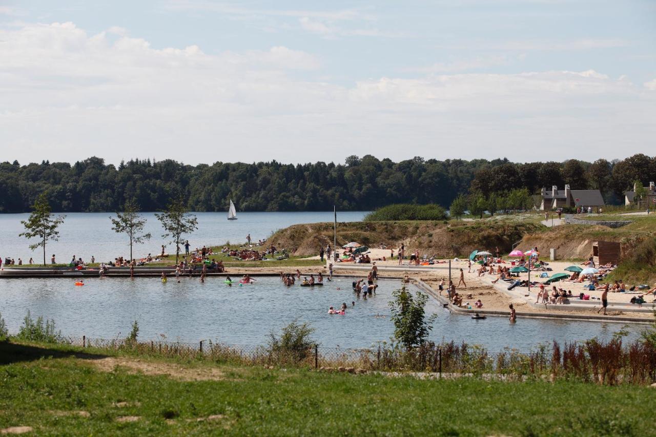 Golden Lakes Village Ardennes Boussu-lez-Walcourt ภายนอก รูปภาพ